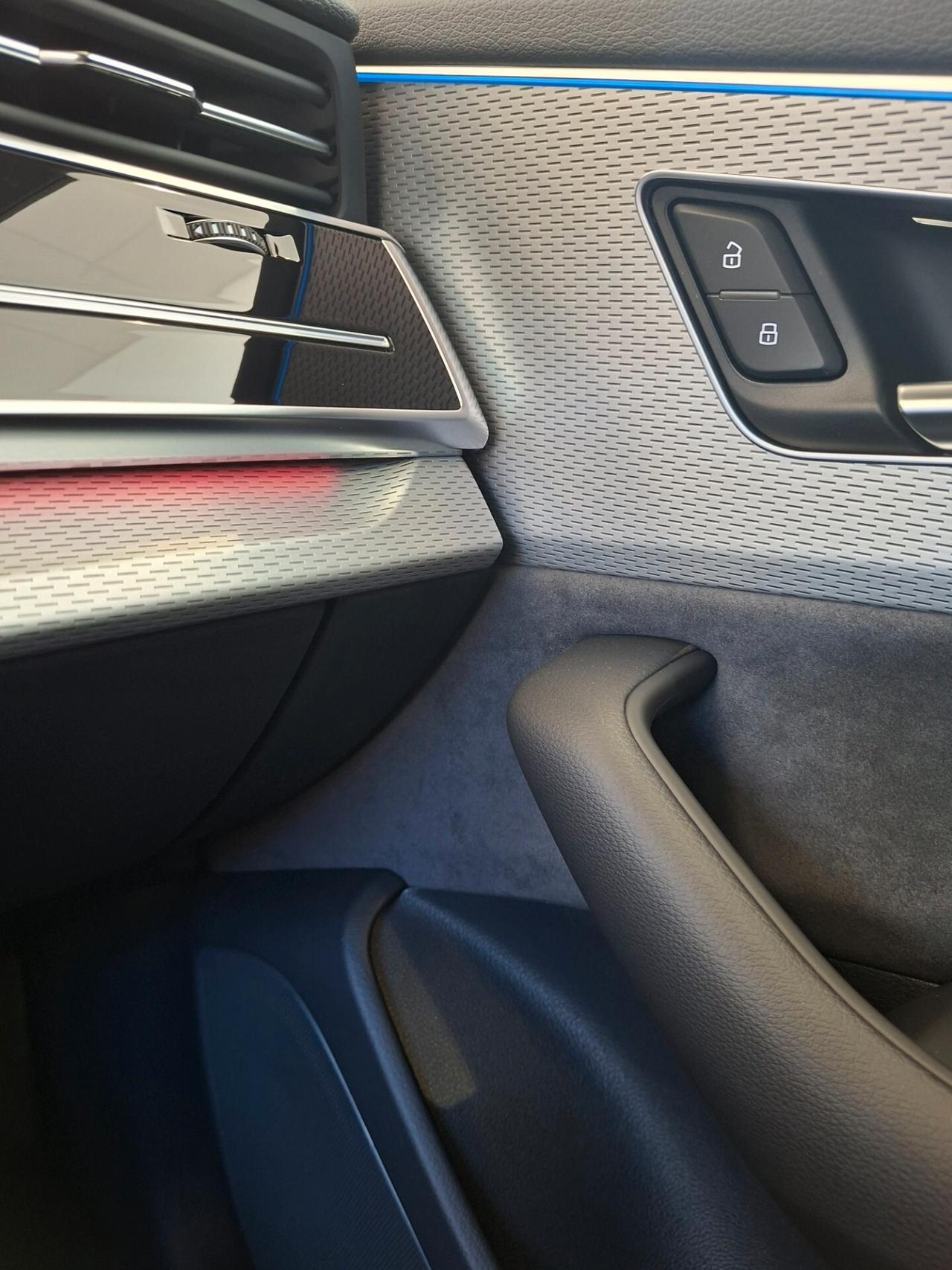 Audi Q8 NUOVO MODELLO SUV 50 TDI 286 CV quattro tiptronic S line edition