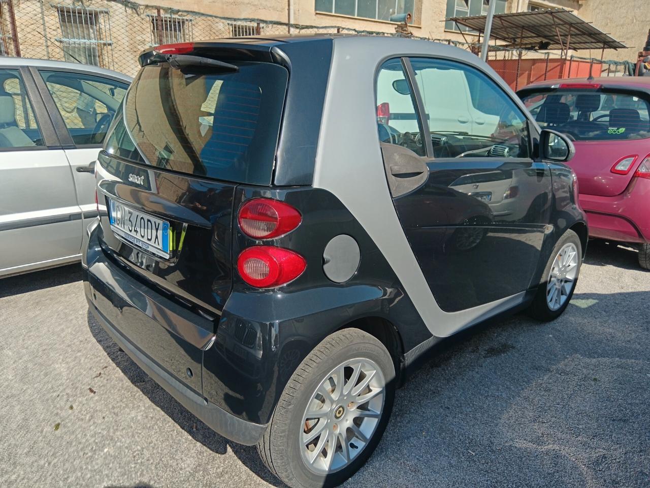 Smart ForTwo 1000 62 kW coupé passion