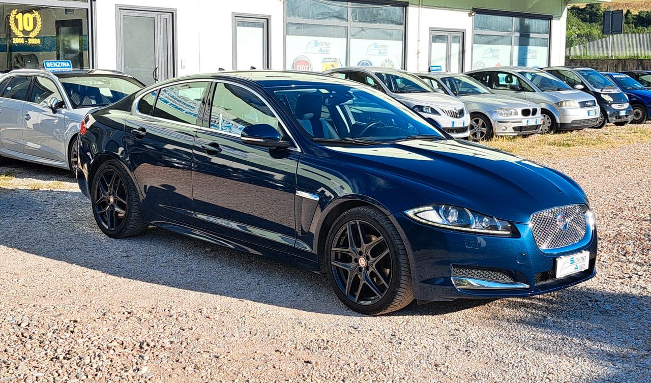 Jaguar XE 2.0 D Turbo aut. Pure Business Edition