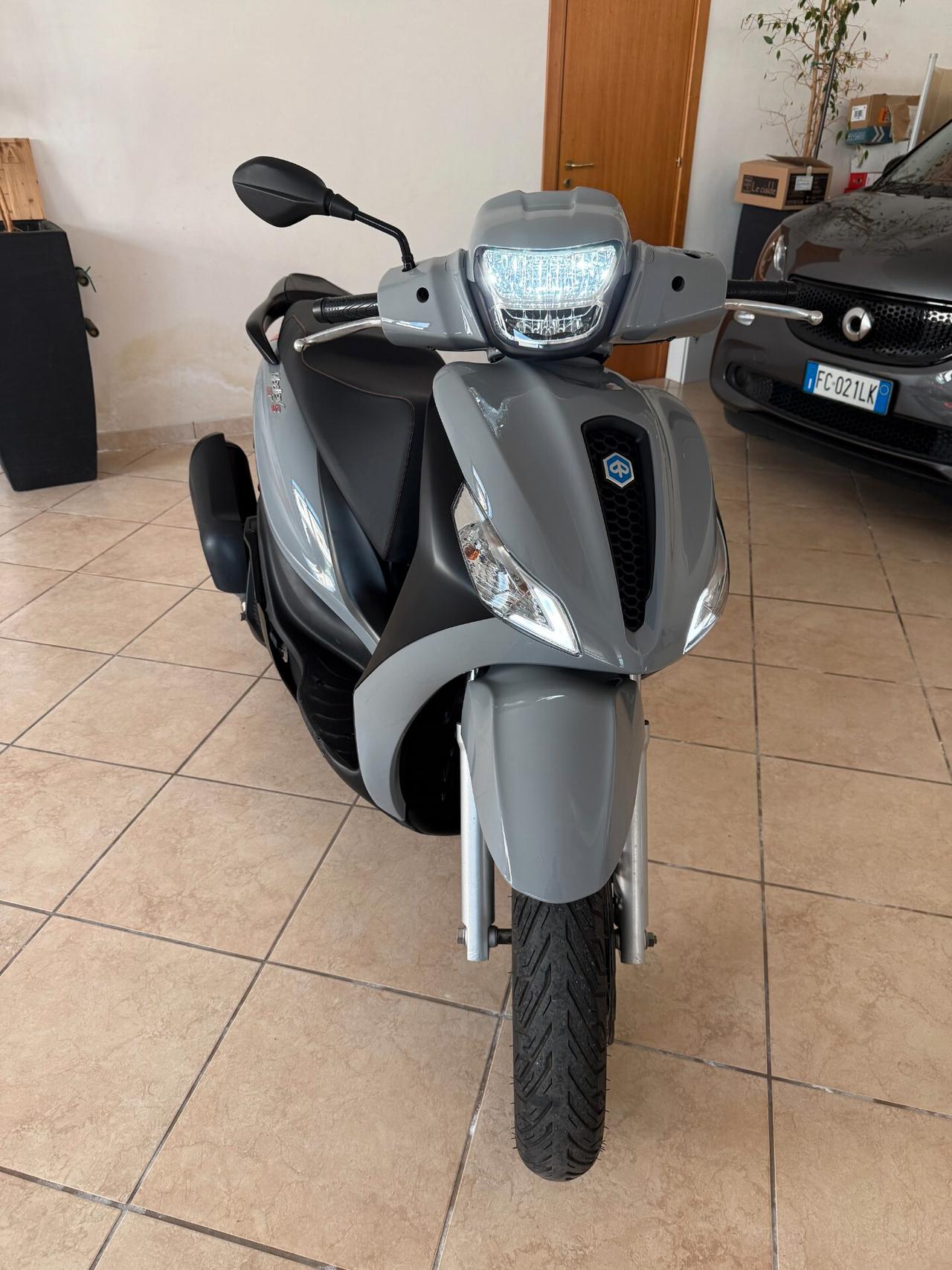 Piaggio Medley 125 S Medley S ABS Full Led Bluetooth Freni a Disco