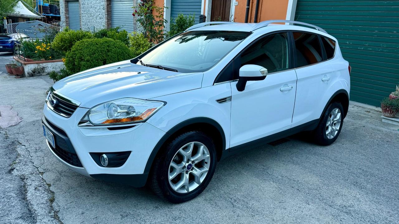Ford Kuga Kuga+ 2.0 TDCi 140 CV 4WD DPF
