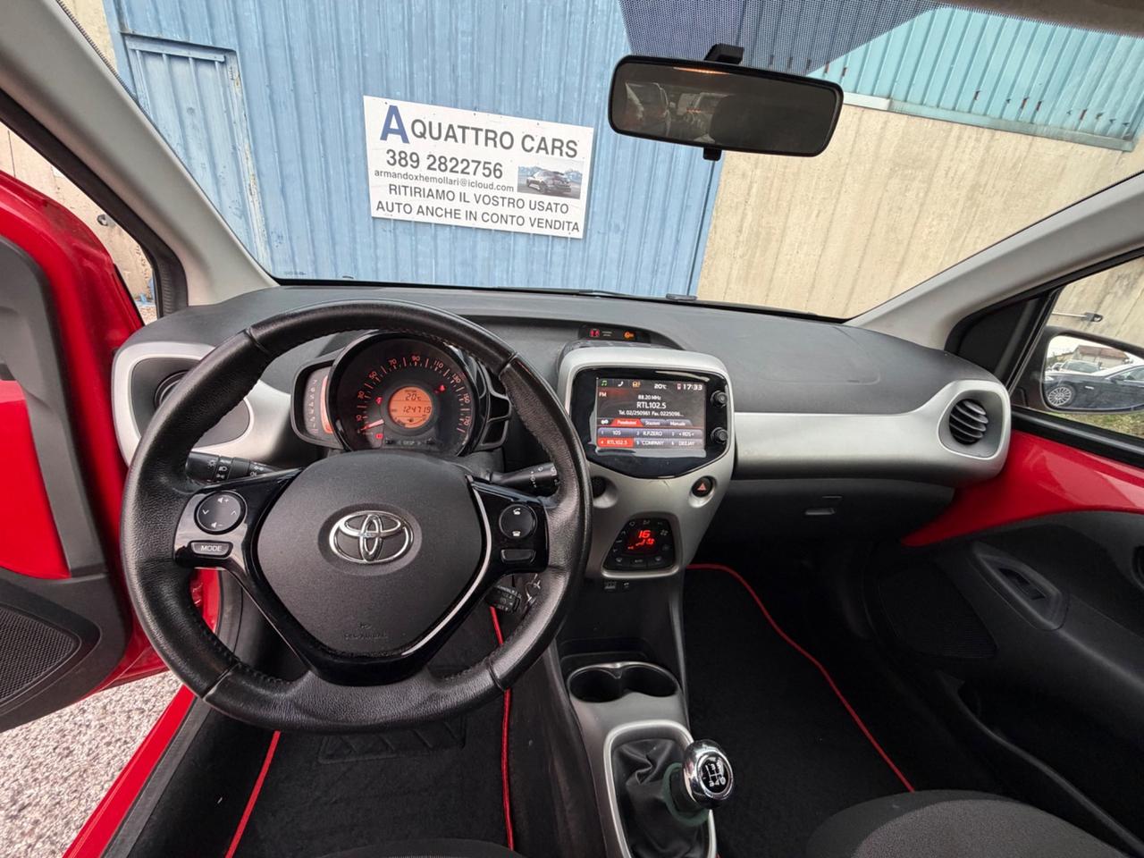 Toyota Aygo 1.0 VVT-i 69 CV 5 porte x-cool TSS