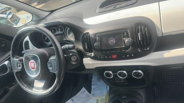 FIAT 500L 10/2016