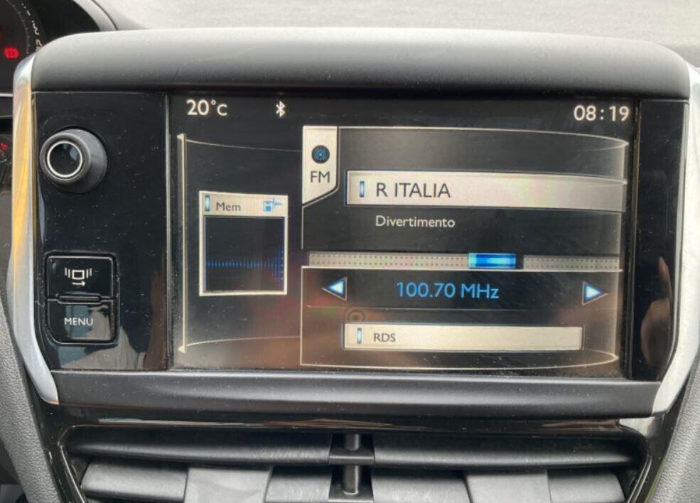 Peugeot 208 1.6 e-HDi 92 CV Stop&Start 5 porte Allure