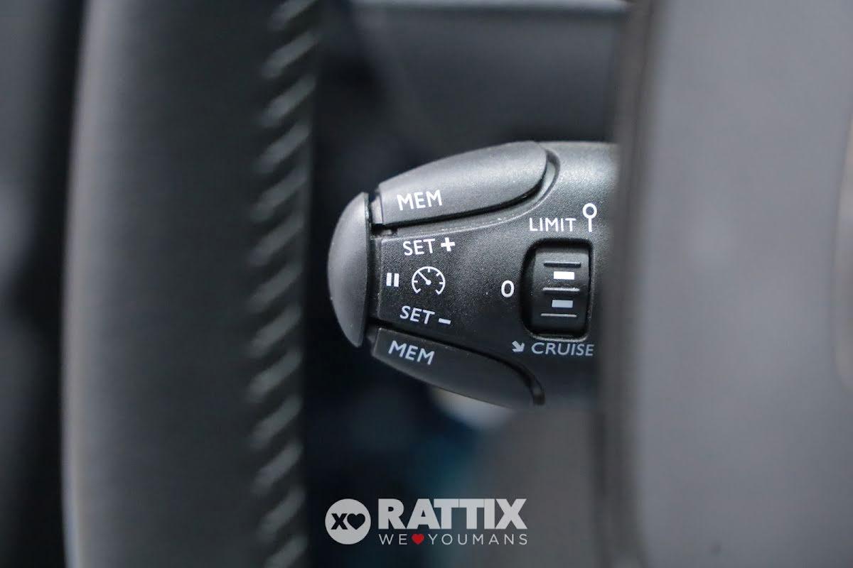 Peugeot 2008 1.2 puretech 100CV Allure