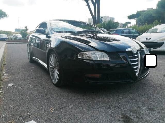 Alfa Romeo GT 3.2 V6