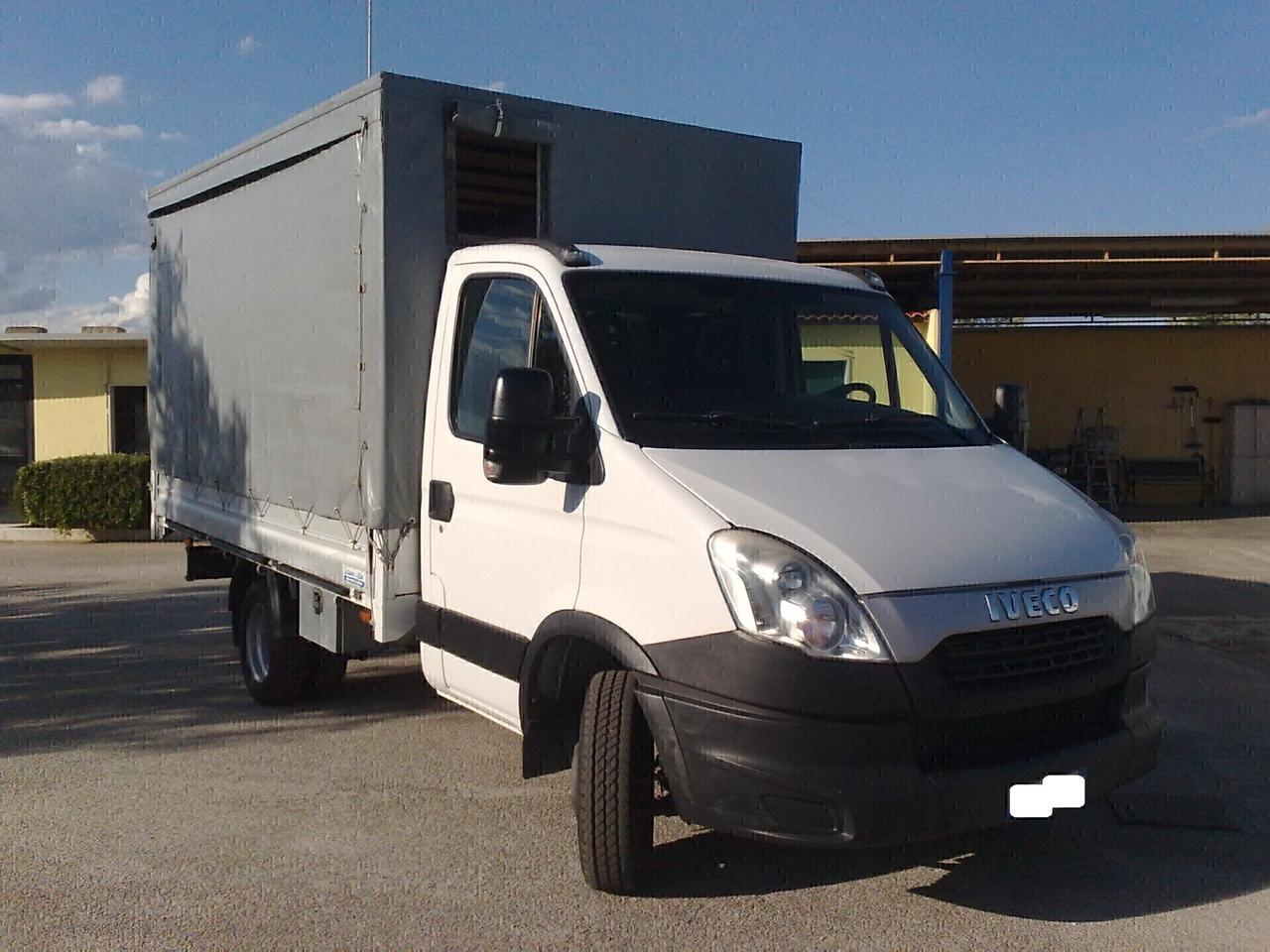 Iveco Daily 35c13 2.3hpt CENTINATO - 2013