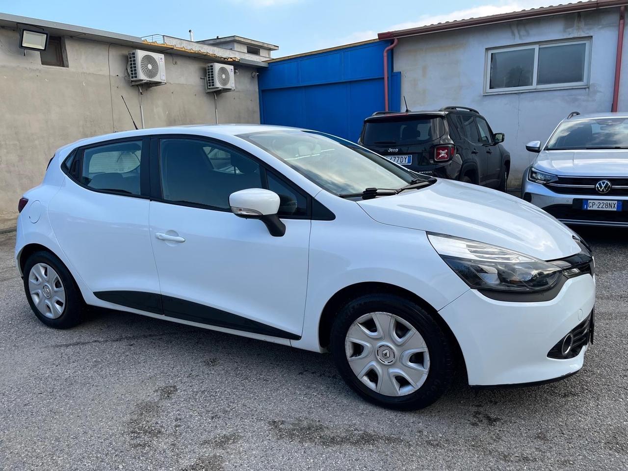 Renault Clio 5P-1.2 gpl -full -2013