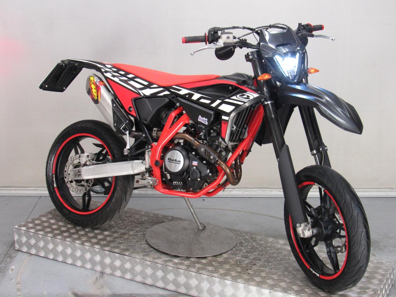 Beta RR 125 4T SUPERMOTARD