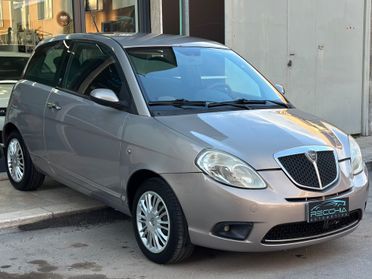 Lancia Ypsilon 1.3 MJT 75 CV ok neopatentati