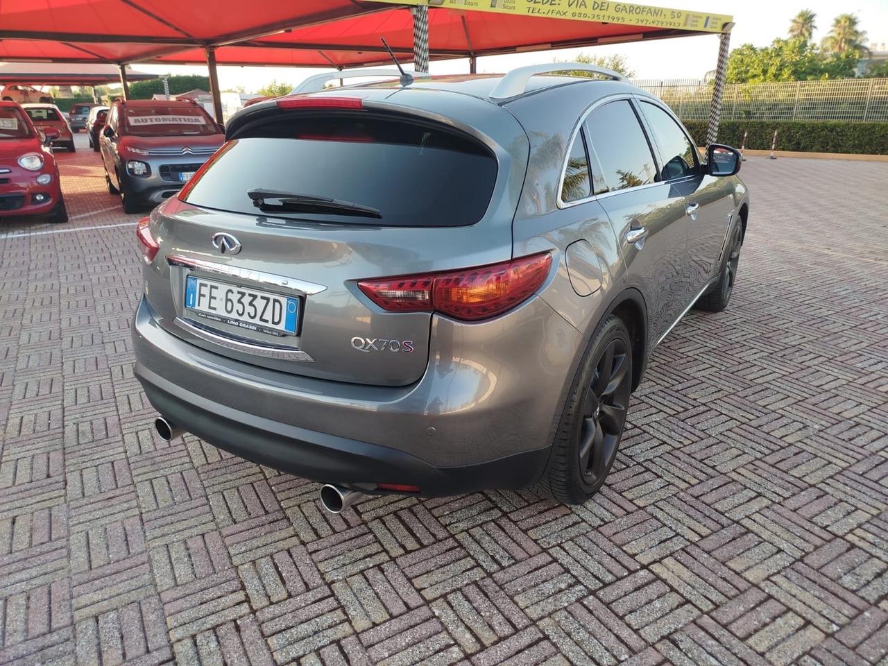 Infiniti QX70 3.0 diesel V6 AT S Premium