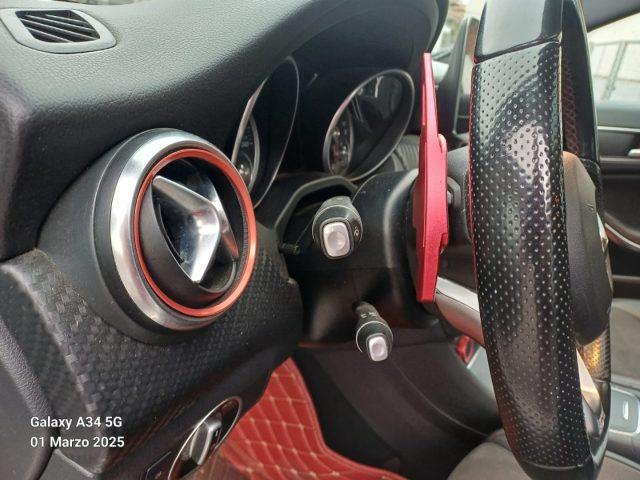 MERCEDES-BENZ A 180 d Automatic Premium