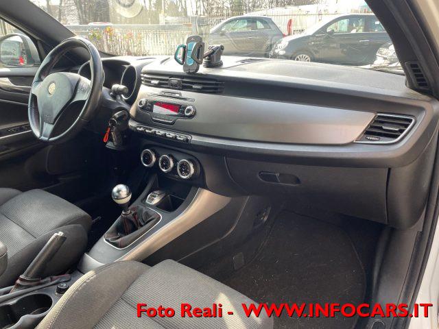 ALFA ROMEO Giulietta 1.6 JTDm-2 105 CV Veloce