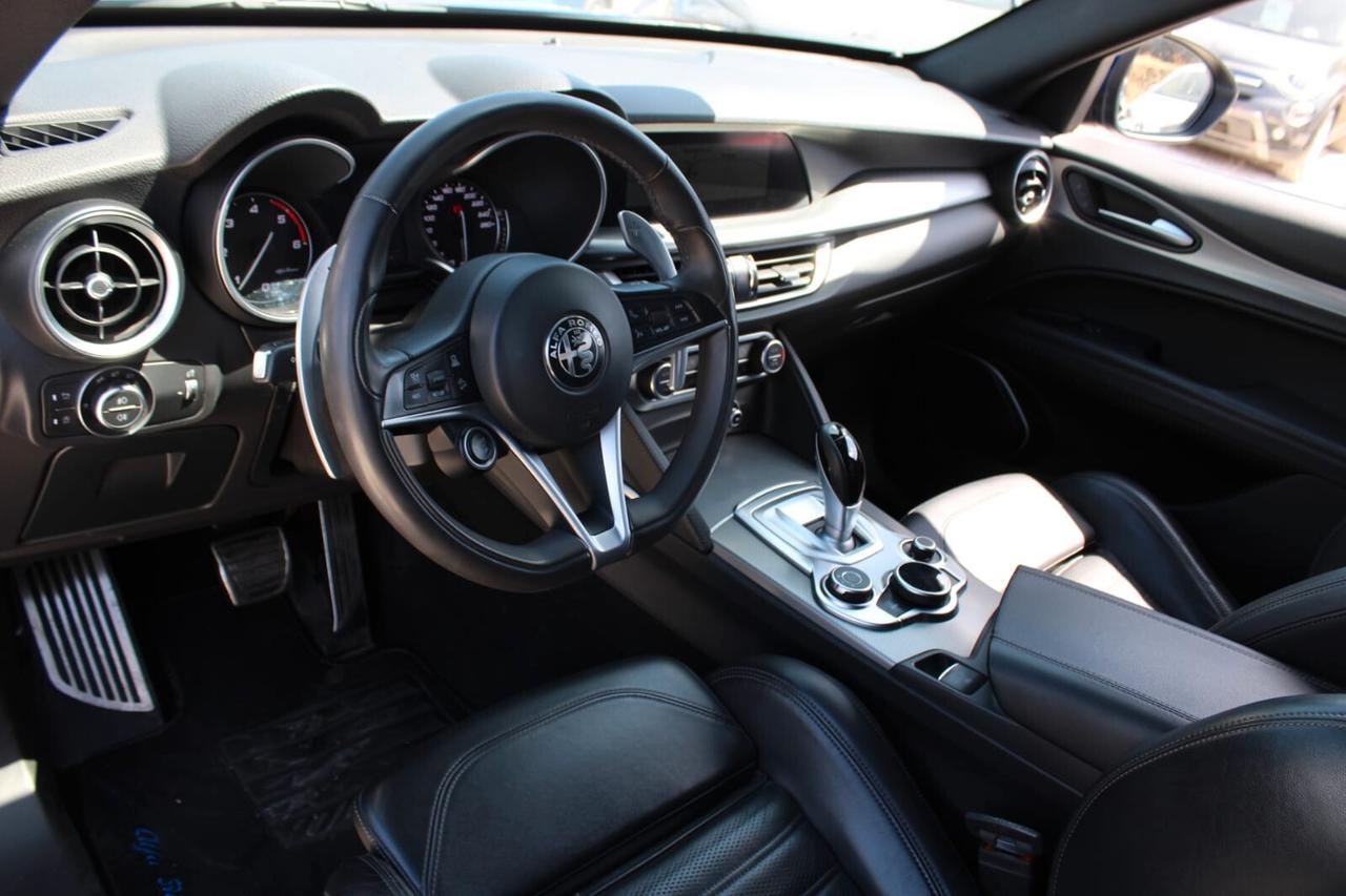 Alfa Romeo Stelvio Tua A SOLI 338€ al mese Anticipo Zero