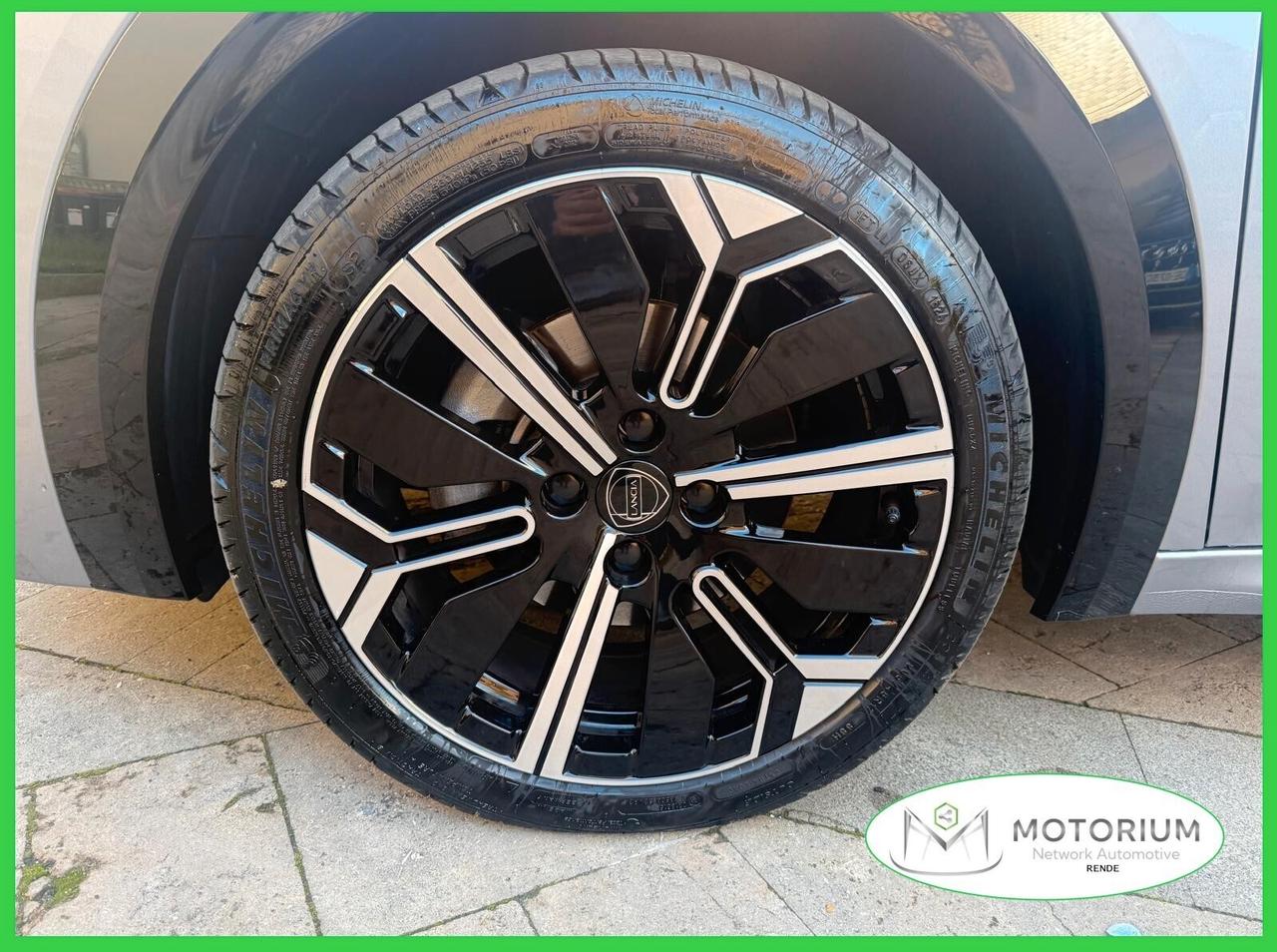 Lancia Ypsilon 1.2 TURBO Hybrid e-DCT LX 05/2025