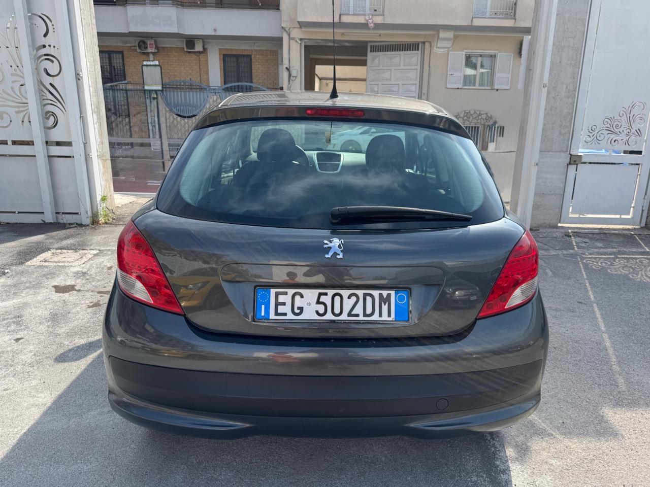 Peugeot 207 1.4 BENZINA 75CV 2011
