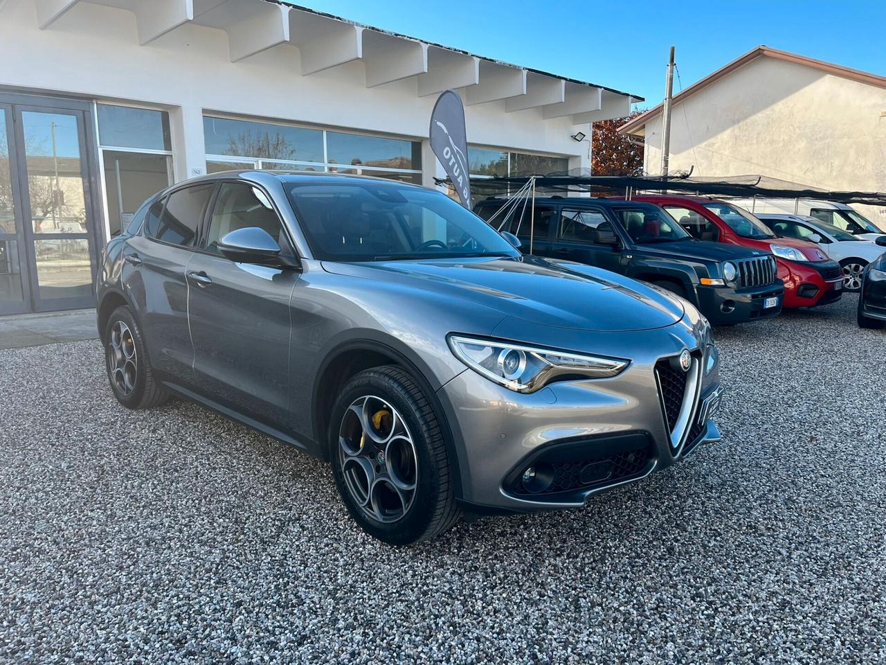 Alfa Romeo Stelvio 2.2 Turbodiesel 210 CV AT8 Q4 Executive