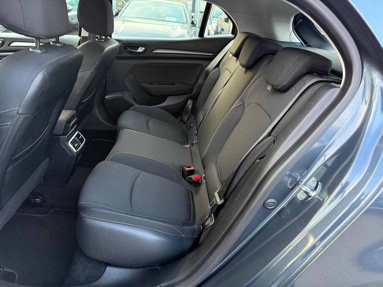 Renault Megane My22 Berlina 1.5 115 CV