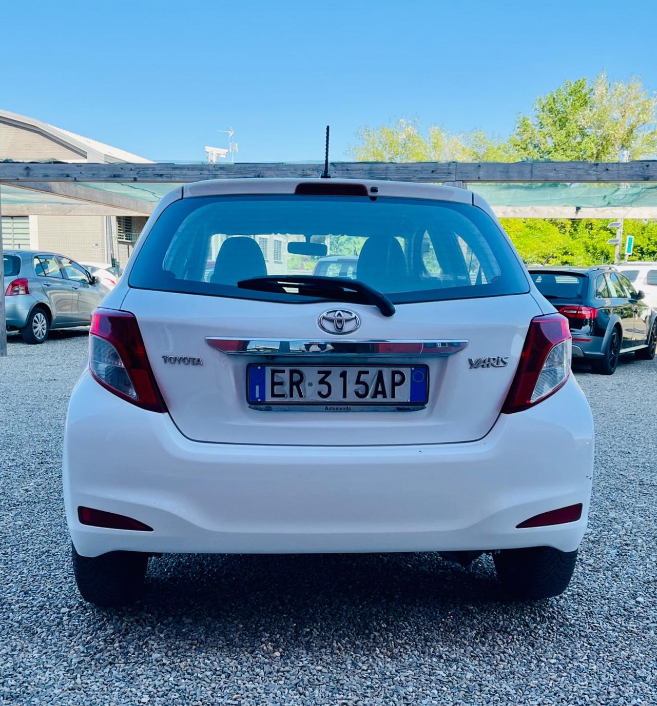 Toyota Yaris 1.0 5 porte