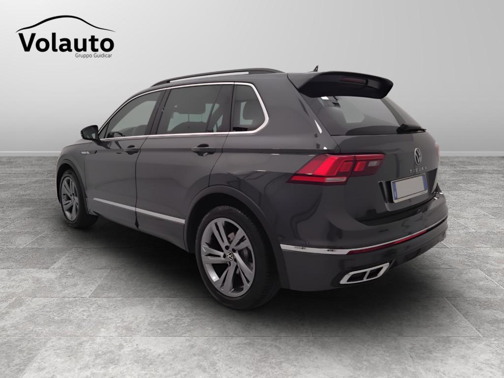 VOLKSWAGEN Tiguan II 2021 - Tiguan 2.0 tdi R-Line 150cv dsg