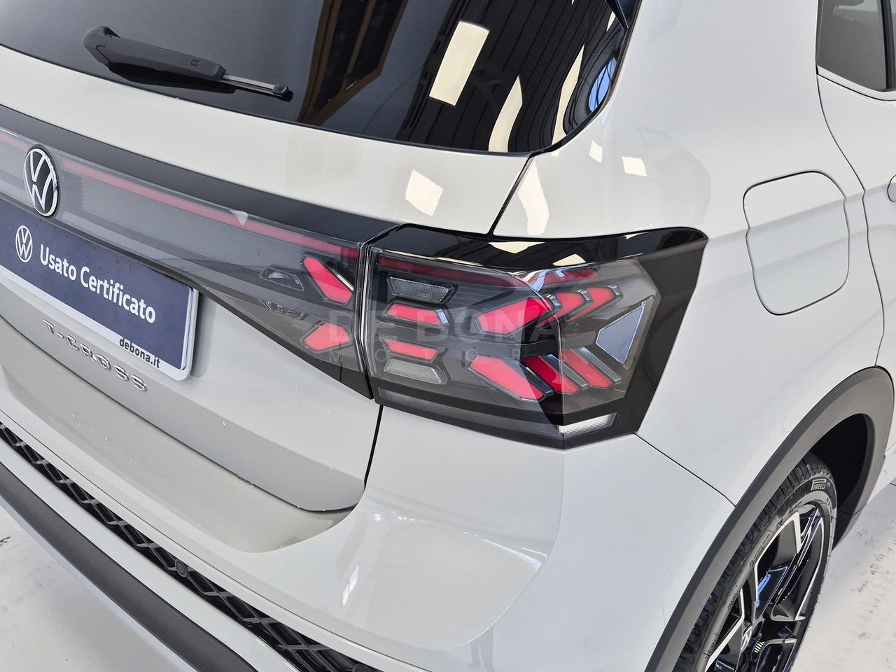 Volkswagen T-Cross 1.0 tsi r-line 115cv