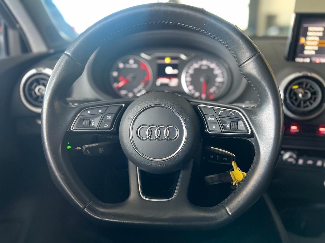 Audi A3 Sedan 1.6 TDI 116 CV S tronic Sport