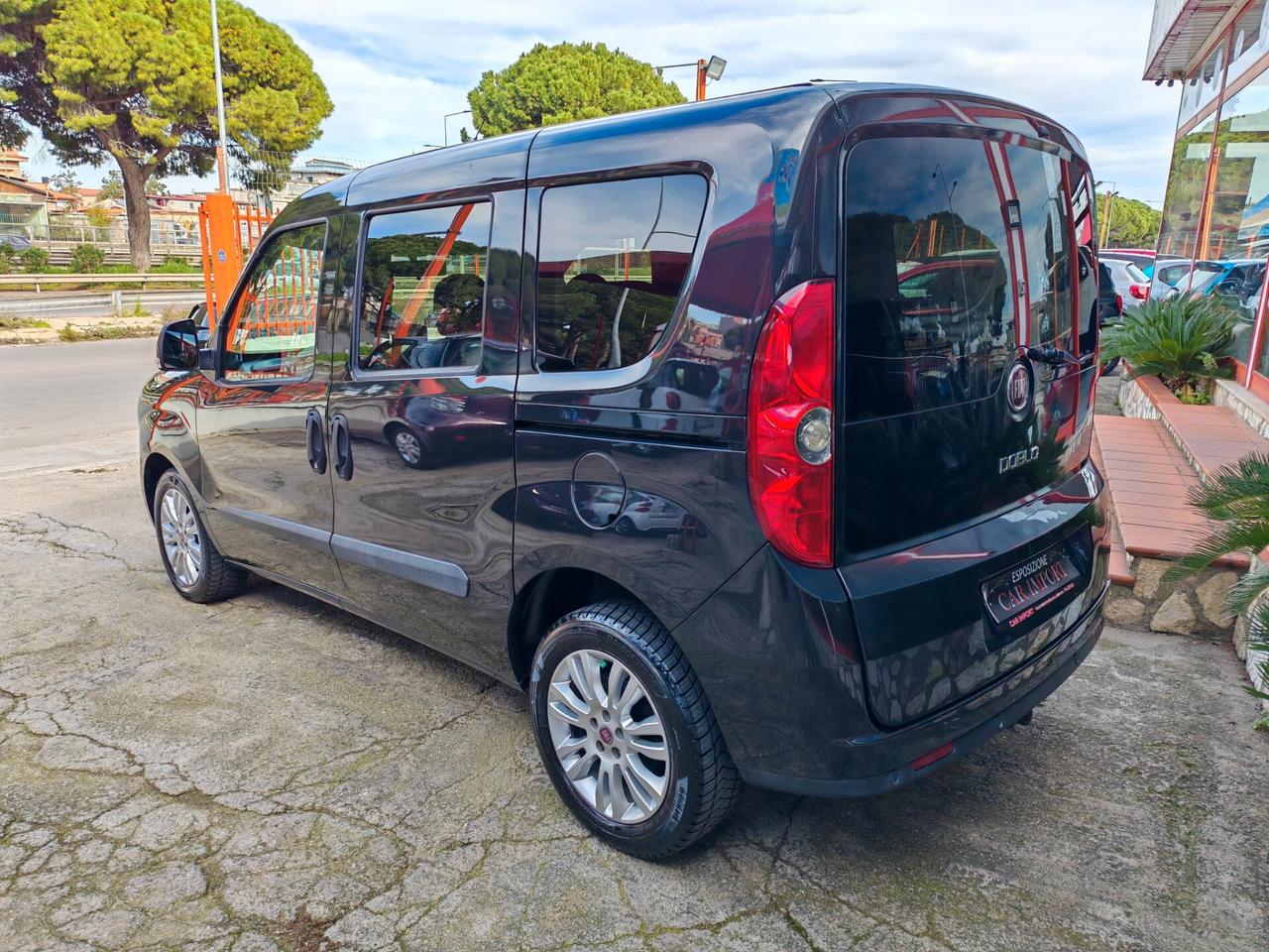 Fiat Doblo 1,6 diesel 09/2013 cv105
