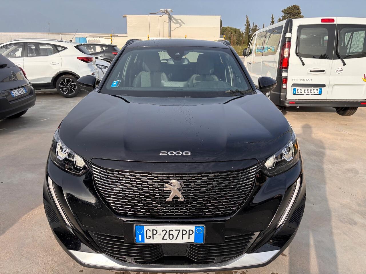 Peugeot 2008 1.2 PureTech 100 S&S Allure