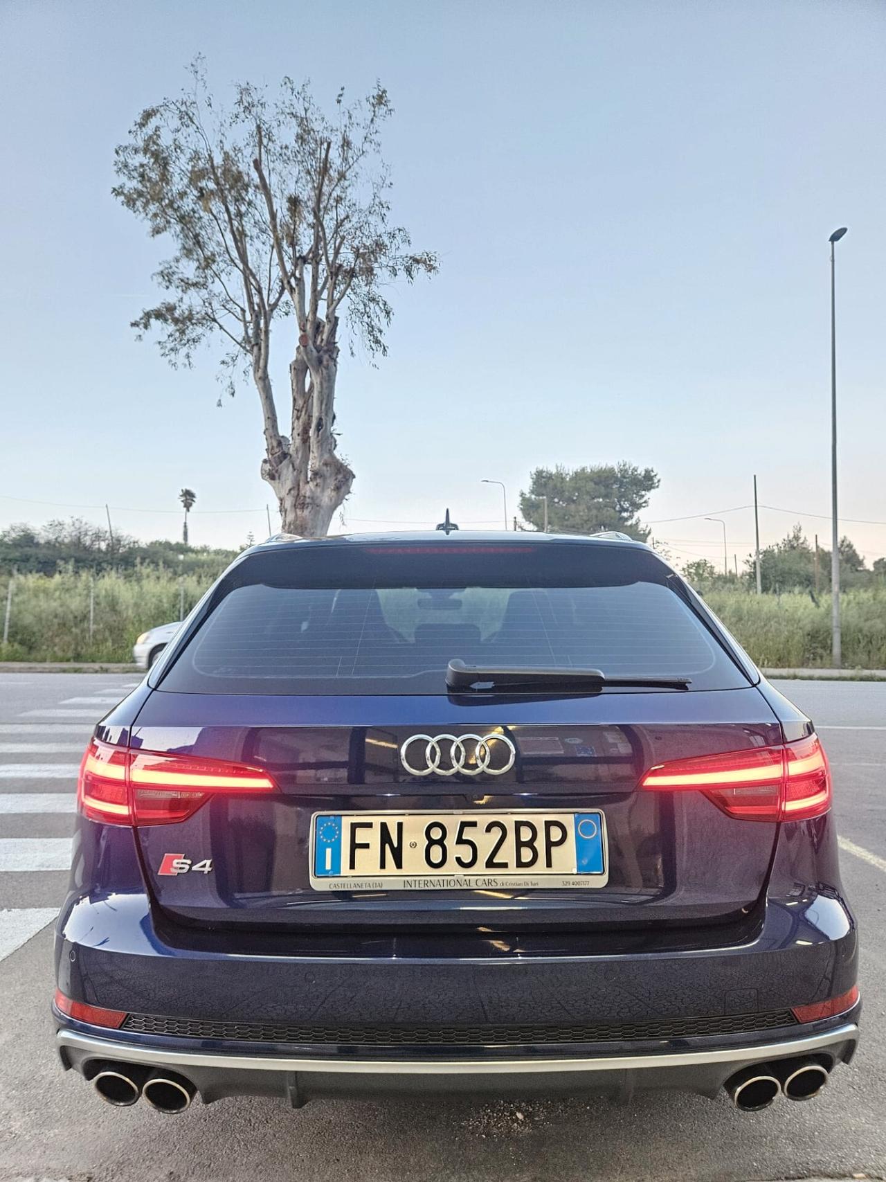 Audi S4 Avant 3.0 TFSI 353cv Quattro FULL IVA ESPOSTA