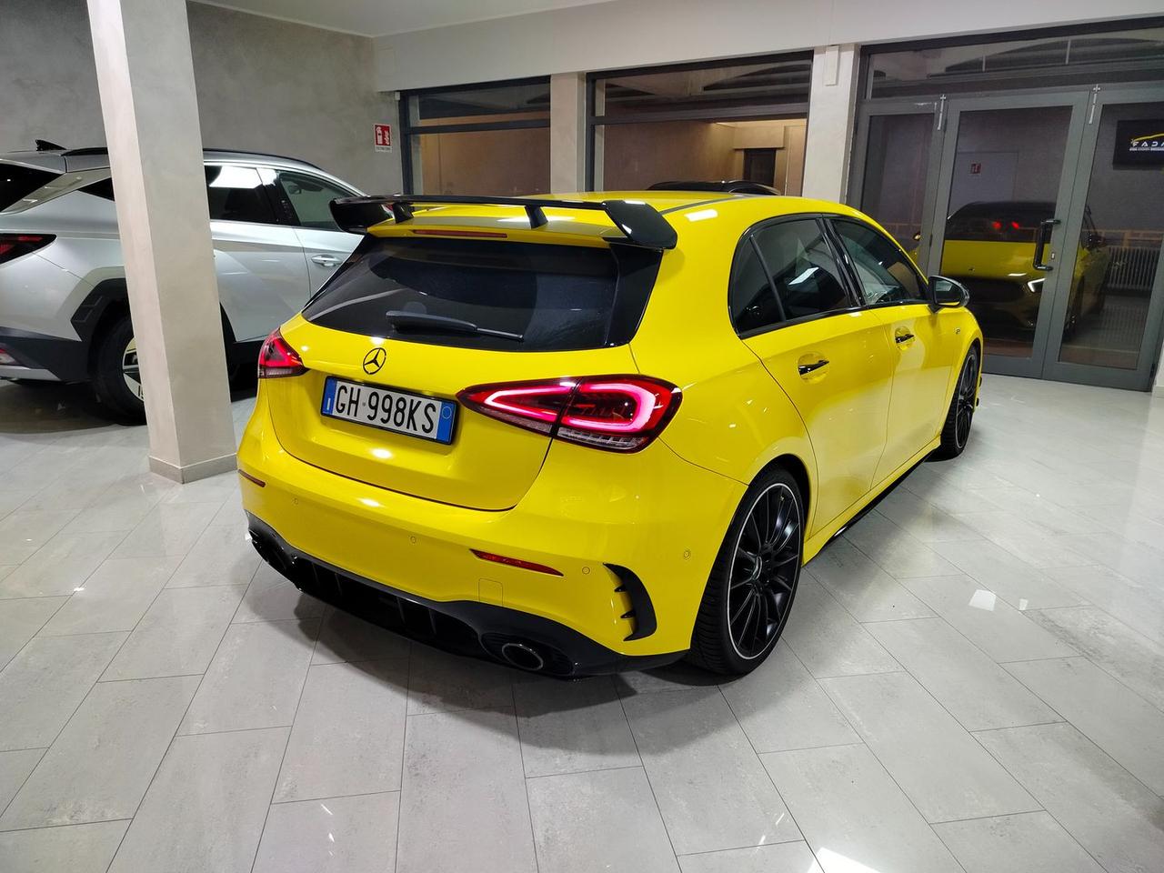 Mercedes-Benz A 35 AMG AMG Line Premium Editon