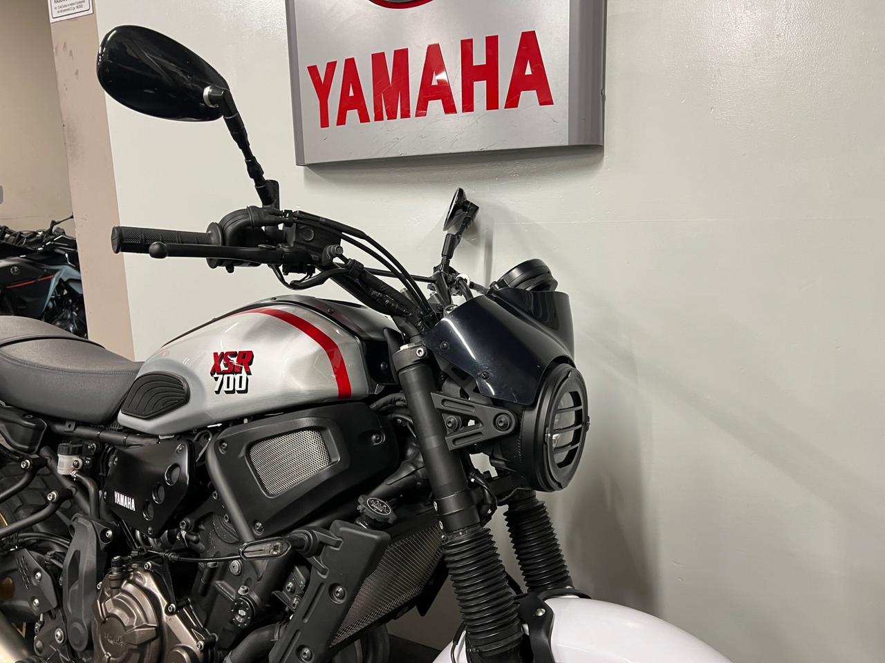 Yamaha XSR 700 Tribute