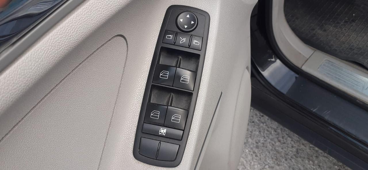 Mercedes-benz ML 280 CDI Sport 2007 - 3.0 diesel Lb automobili