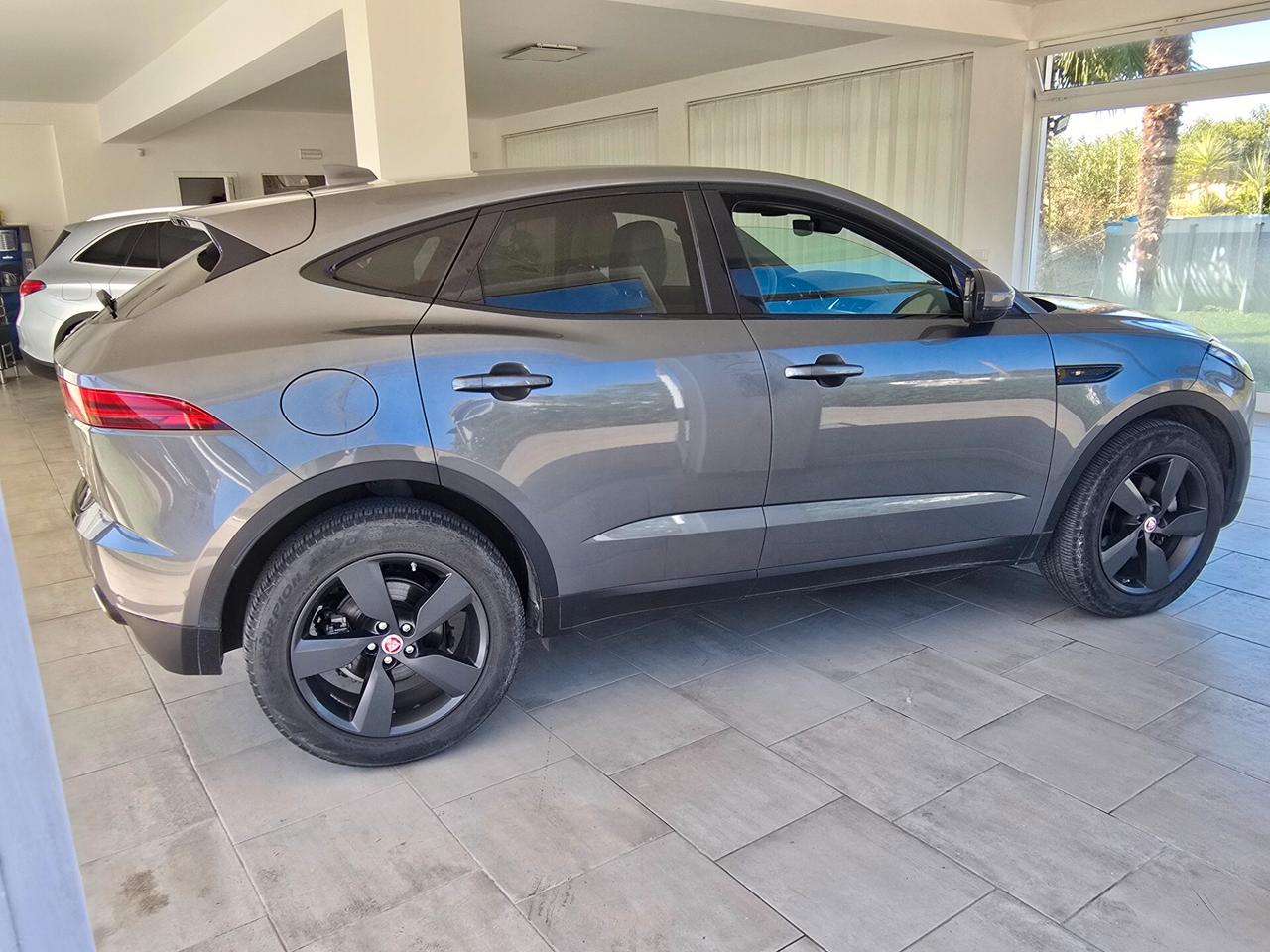 Jaguar E-Pace 2.0D 150 CV R-Dynamic S