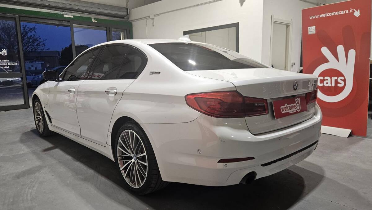 BMW Serie 5 Berlina 530e Luxury auto