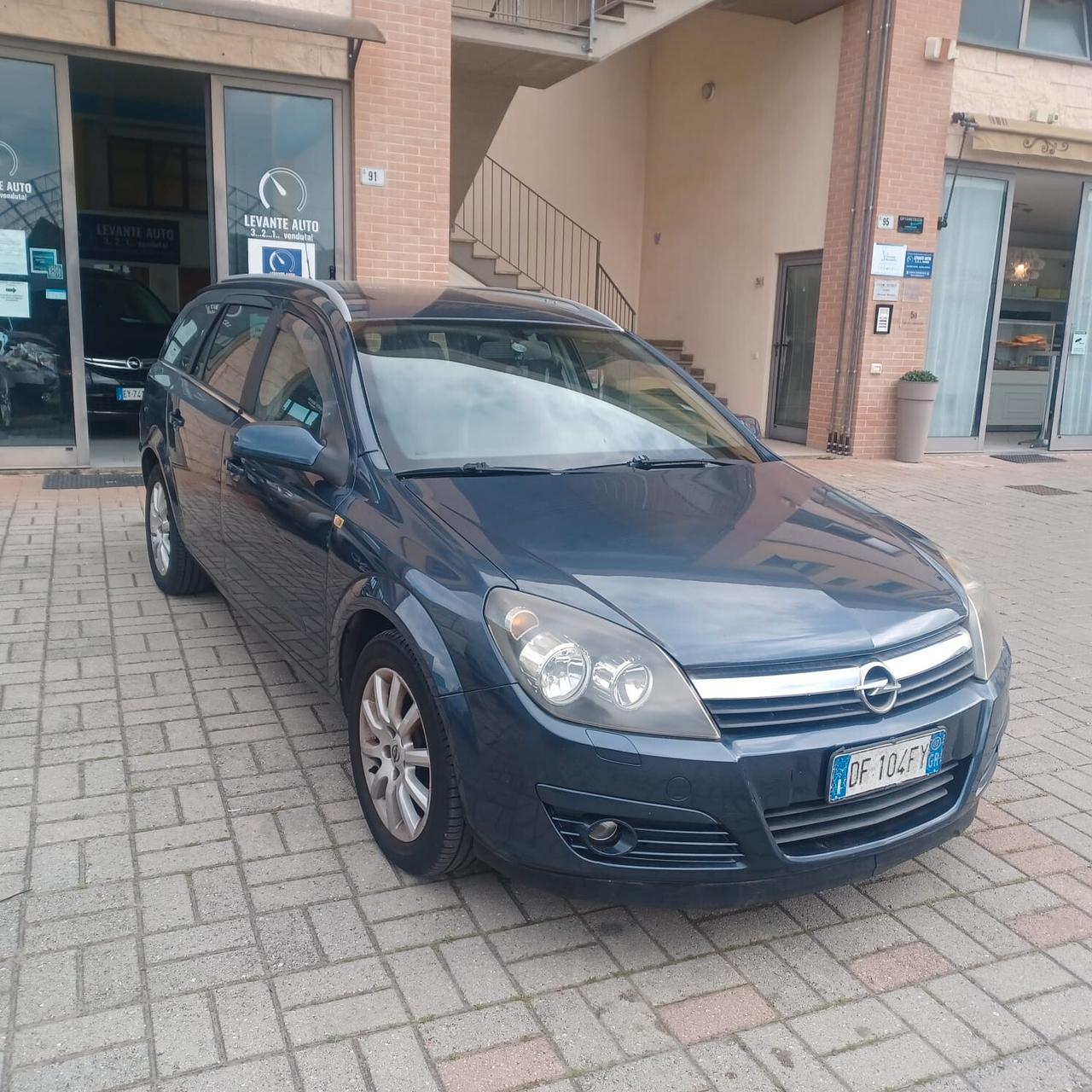 UNICO PROPRIETARIO TAGLIANDI UFFICIALI ASTRA 1.7 TDI SW