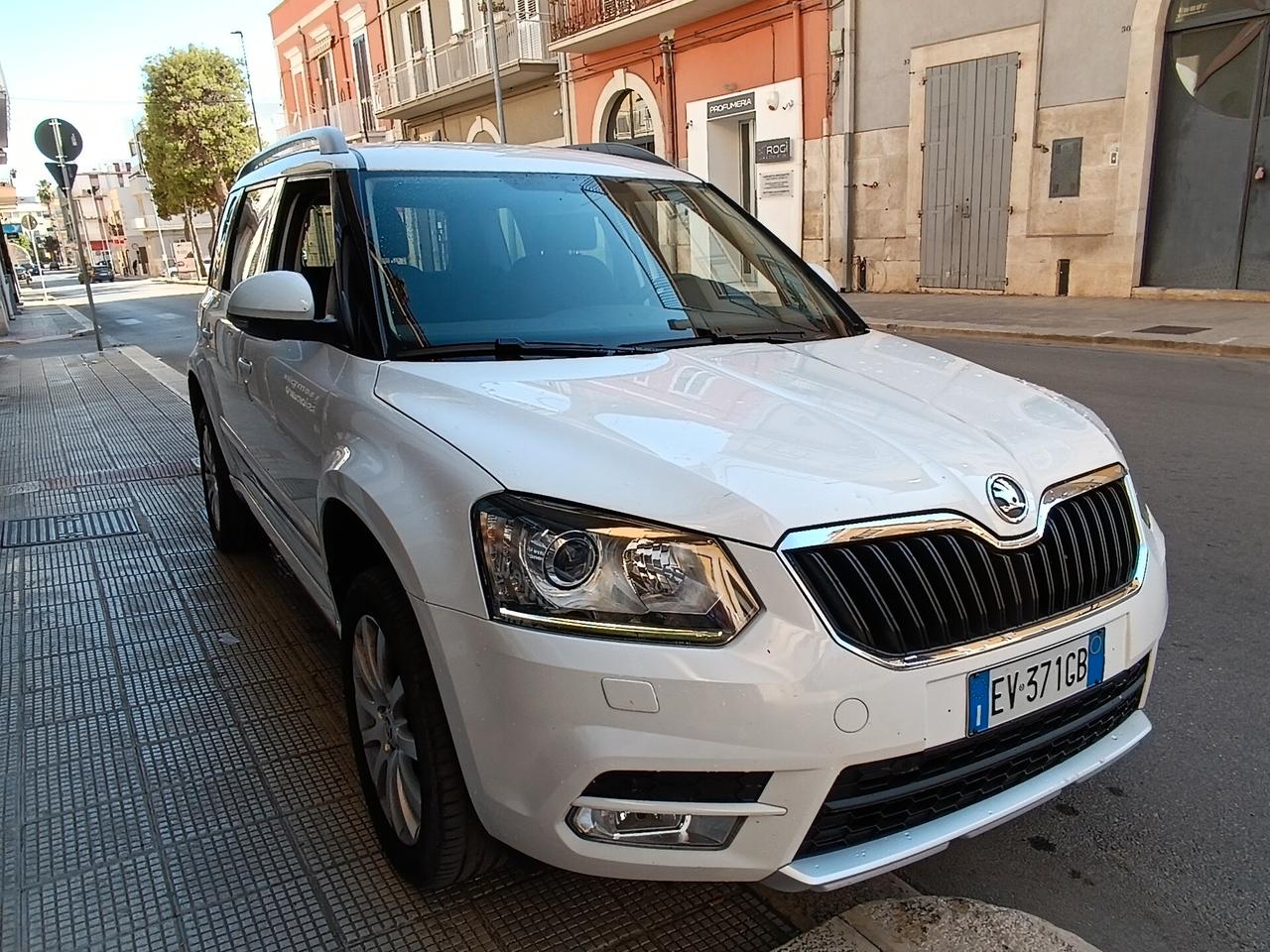 Skoda Yeti Outdoor 2.0 TDI 110CV AMBITION NAVI CAMERA FULL