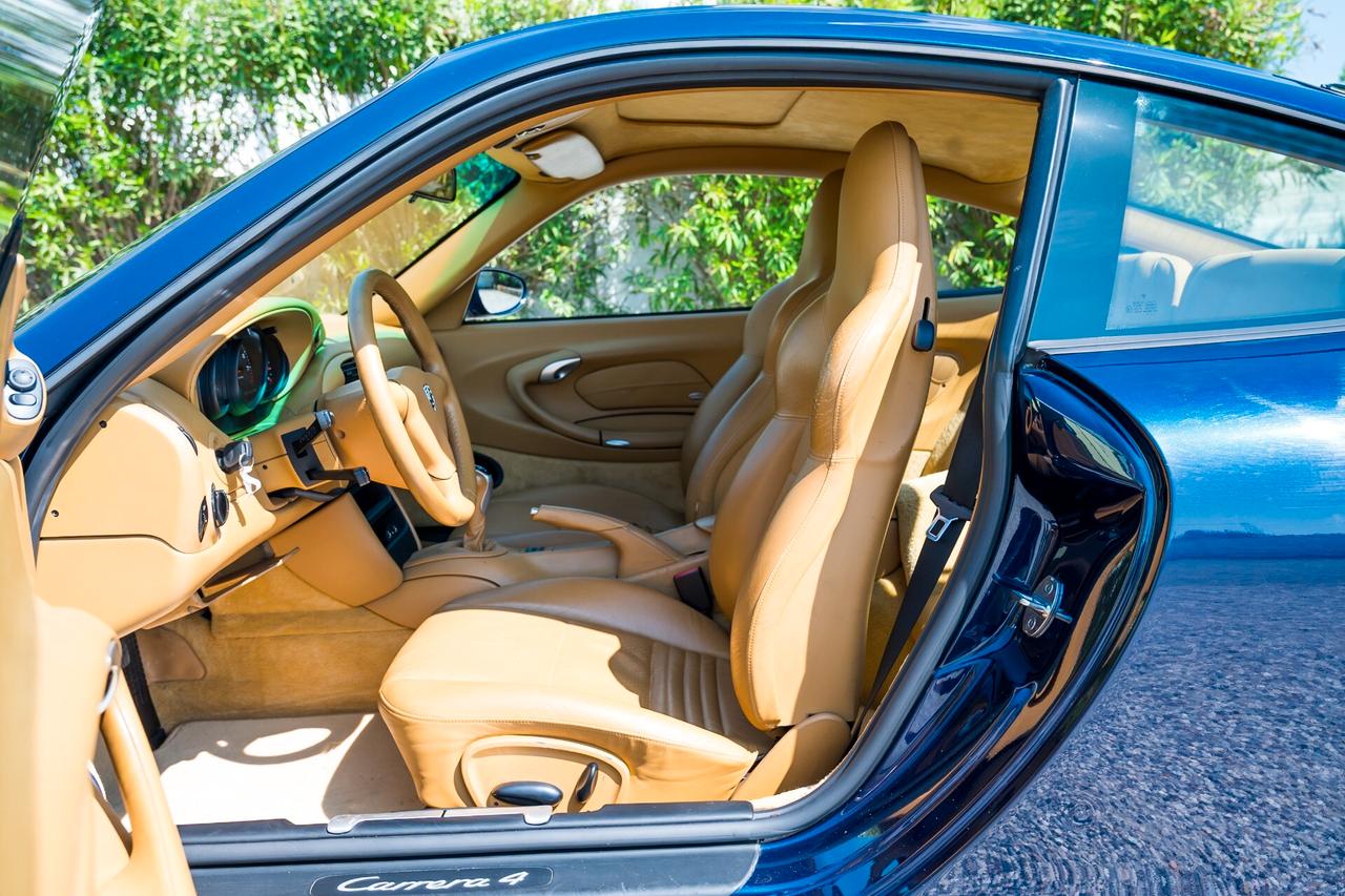 Porsche 911 Carrera 4 cat Coupé