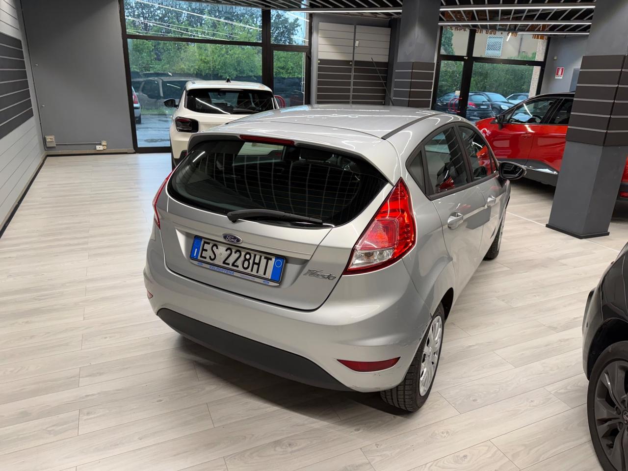 Ford Fiesta 1.4 5 porteGPL Neopatentati UNICOPROPR