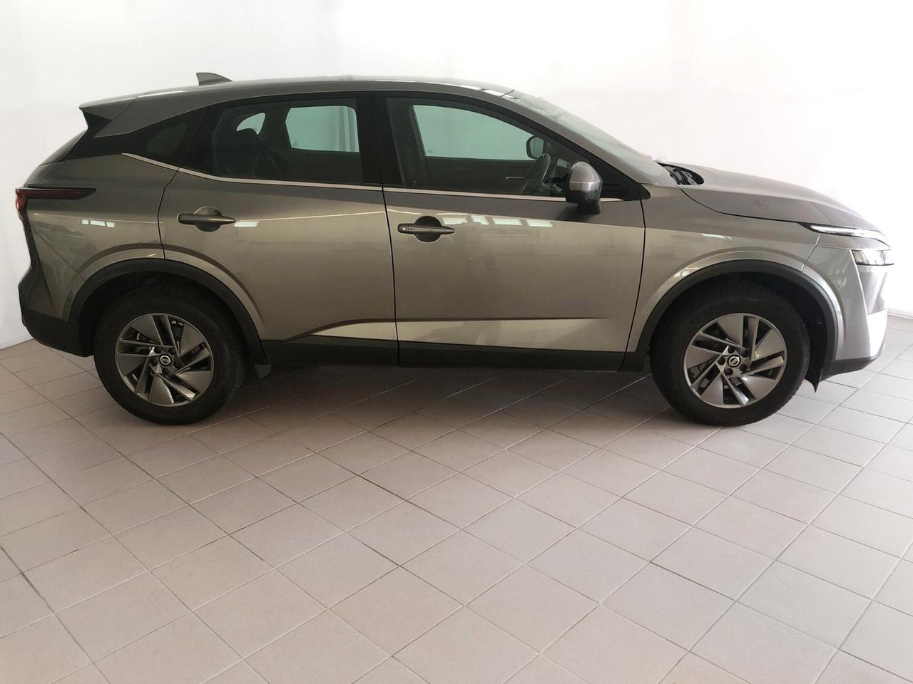 Nissan Qashqai MHEV 140 CV Business