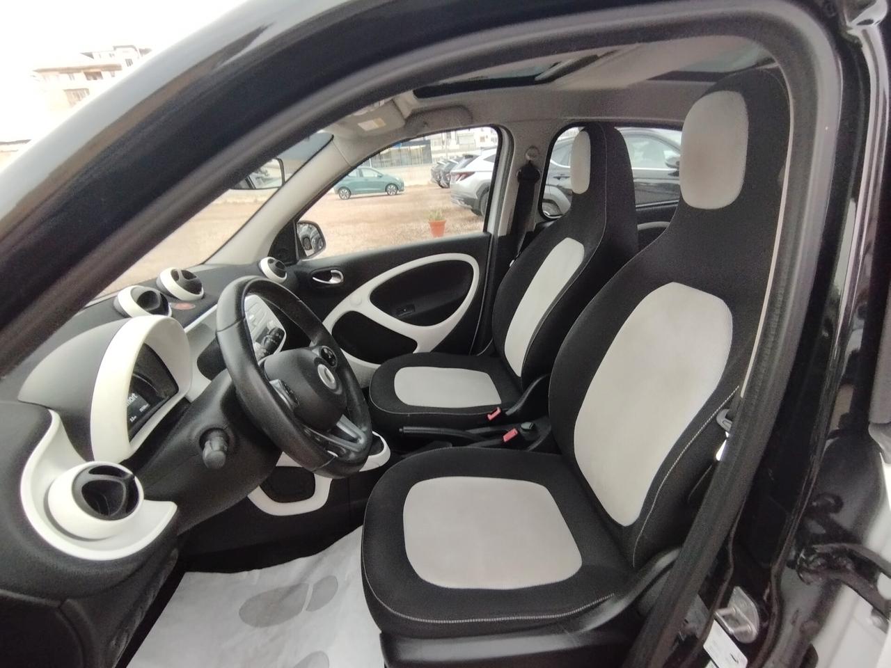 Smart ForFour 70 1.0 Passion