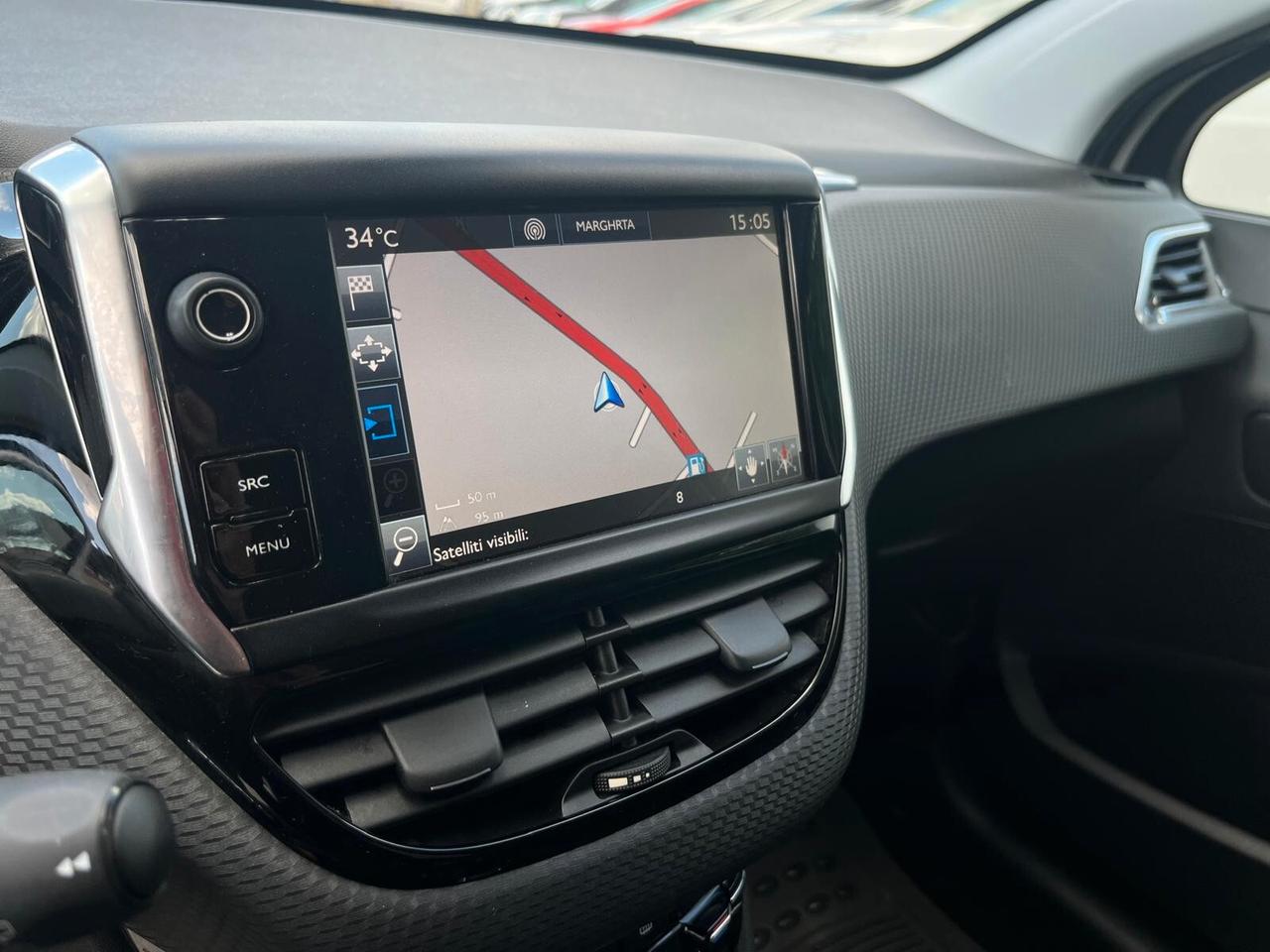 Peugeot 208 1.2 benz. Allure NEOPATENTATI COME NUOVA