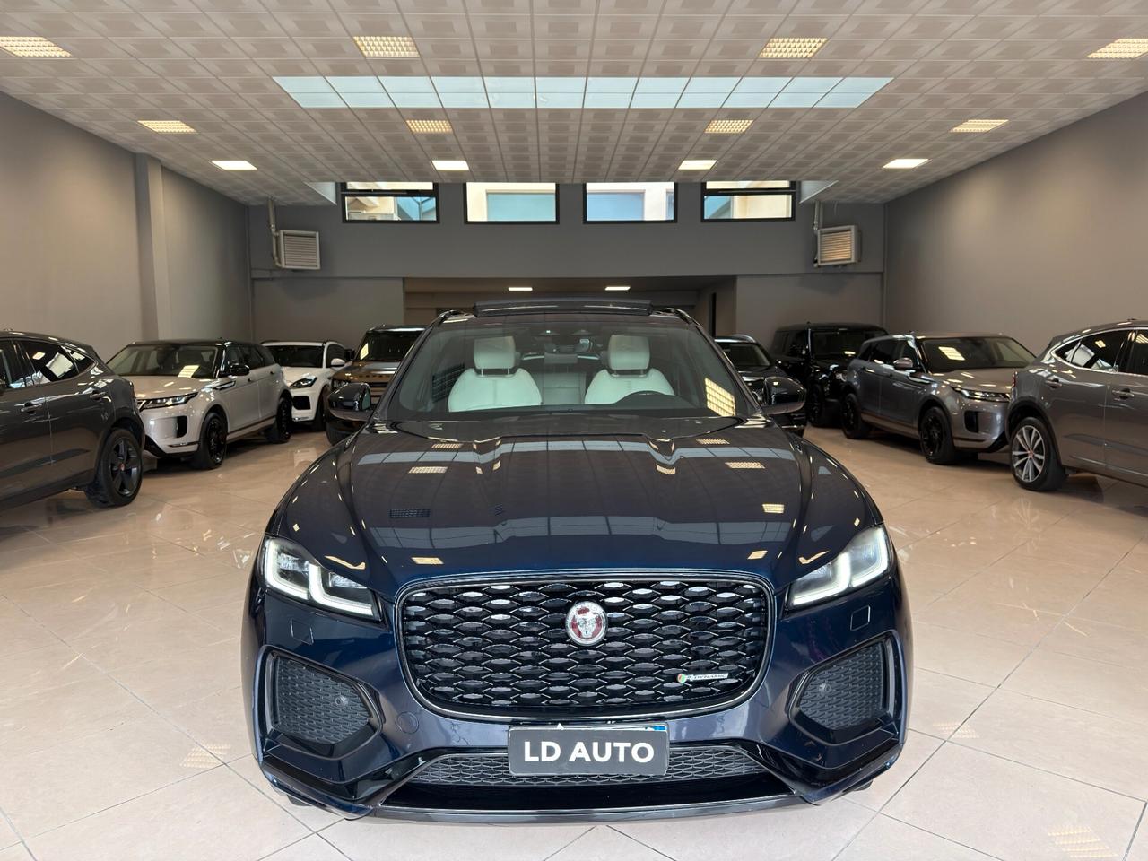 Jaguar F-Pace 2.0 250 CV AWD aut. R-Dynamic Black