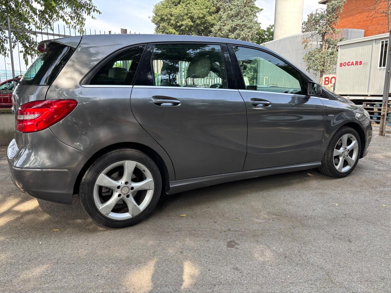 Mercedes-benz B 200 BlueEFFICIENCY Premium