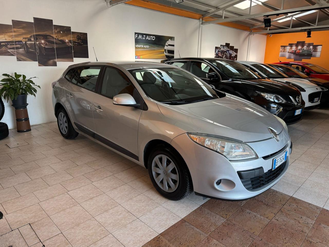 Renault Megane Mégane 1.5 dCi 110CV SporTour Ecobusiness Premium