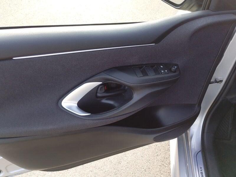 Toyota Yaris IV 2020 1.5h Trend