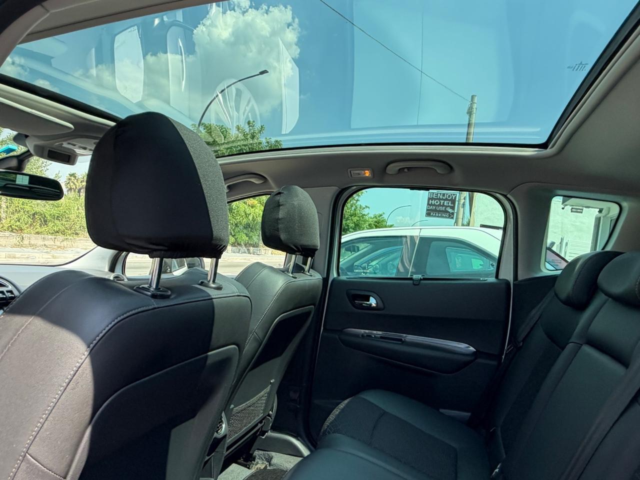 Peugeot 3008 1.6 HDi 115CV Allure