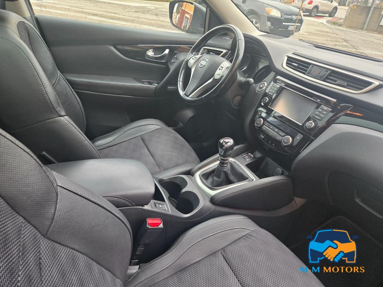 NISSAN Qashqai 1.5 dCi Tekna Plus