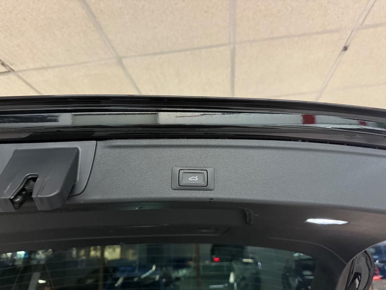 Audi A4 40 2.0TDI mhev quattro S tronic Business advanded