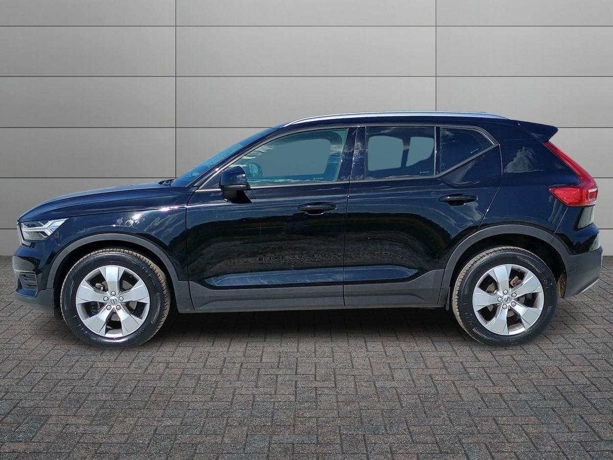 VOLVO XC40 - XC40 2.0 d3 Momentum geartronic my20