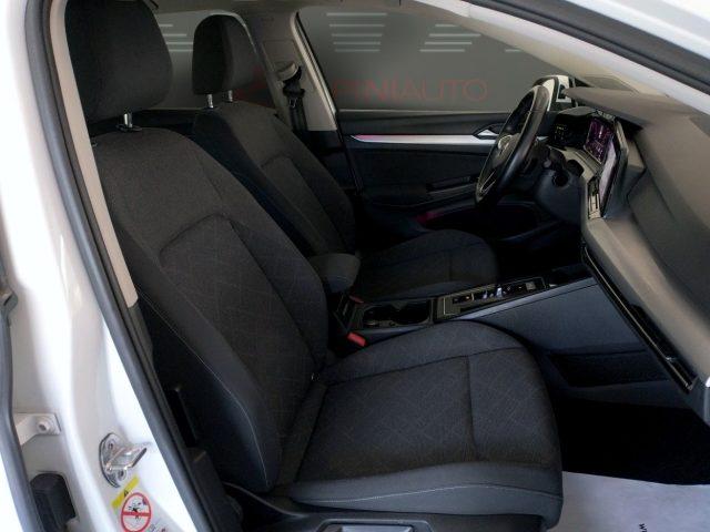 VOLKSWAGEN Golf 1.0 eTSI EVO DSG Hybrid Km 70.000 Iva Esposta